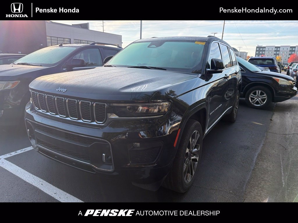 Used 2022 Diamond Black Jeep Overland image 1