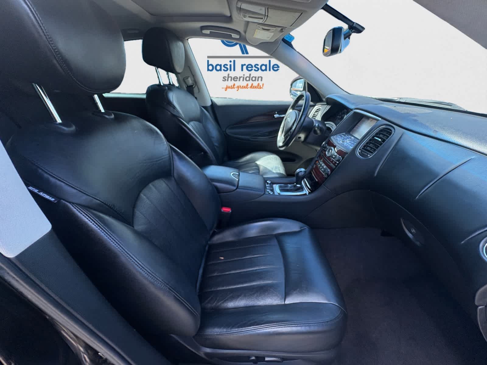 Used 2015 Black Obsidian INFINITI Journey image 17