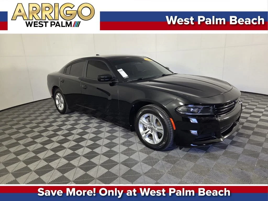 2023 Dodge Charger SXT's photo