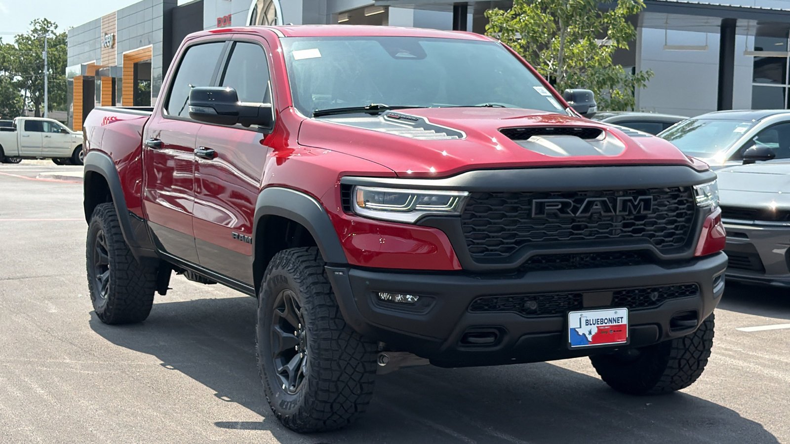 New 2026 Molten Red Pearl-Coat Exterior Paint RAM RHO image 3