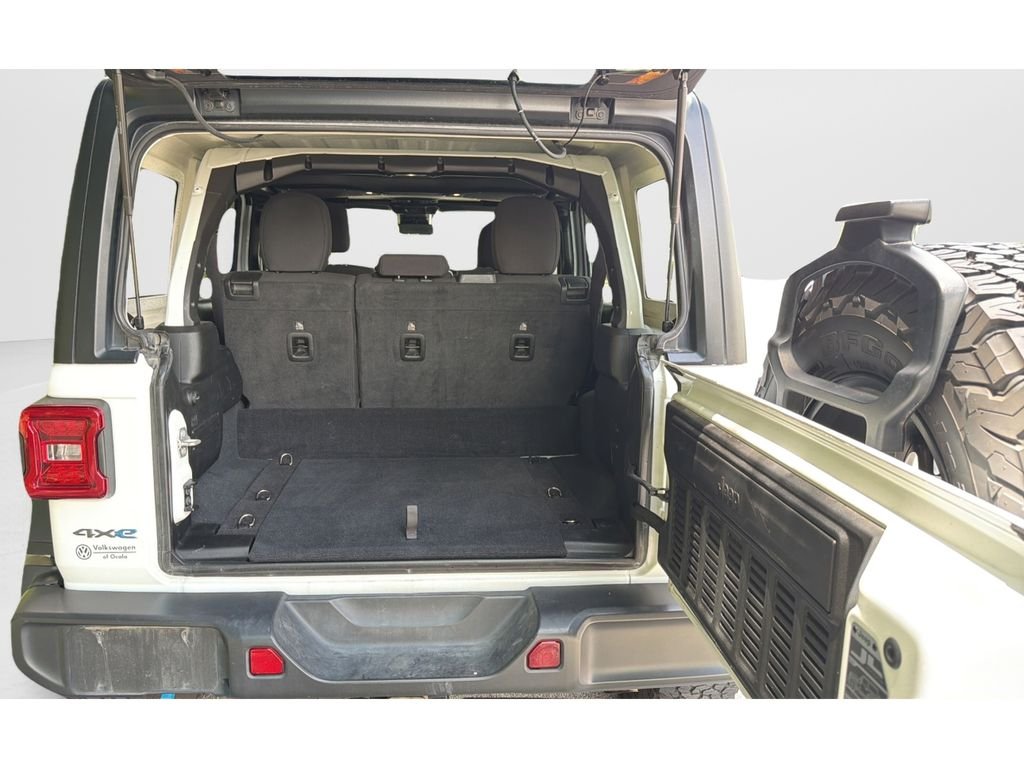 Used 2024 White Jeep Rubicon 4xe image 36