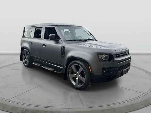 2025 Land Rover Defender 110 V8