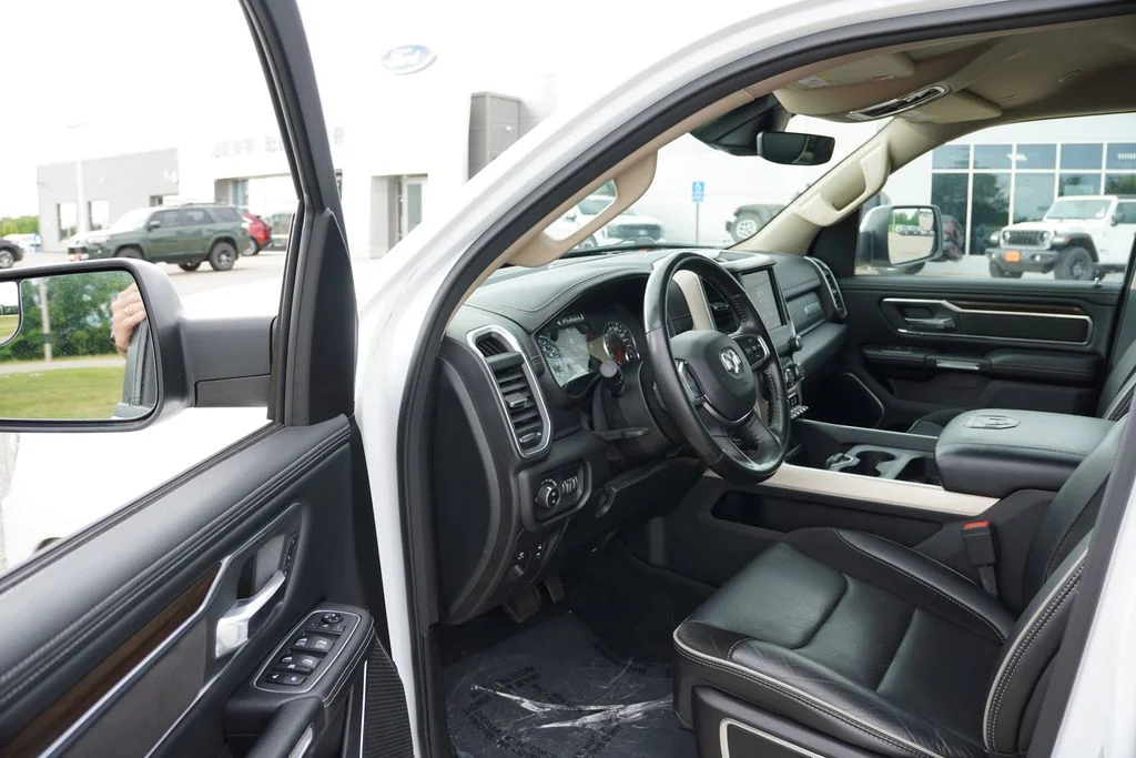 Used 2021 Bright White Clearcoat Ram Laramie image 15