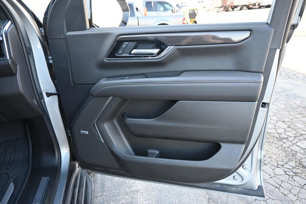 Used 2025 Sterling GMC Elevation image 24