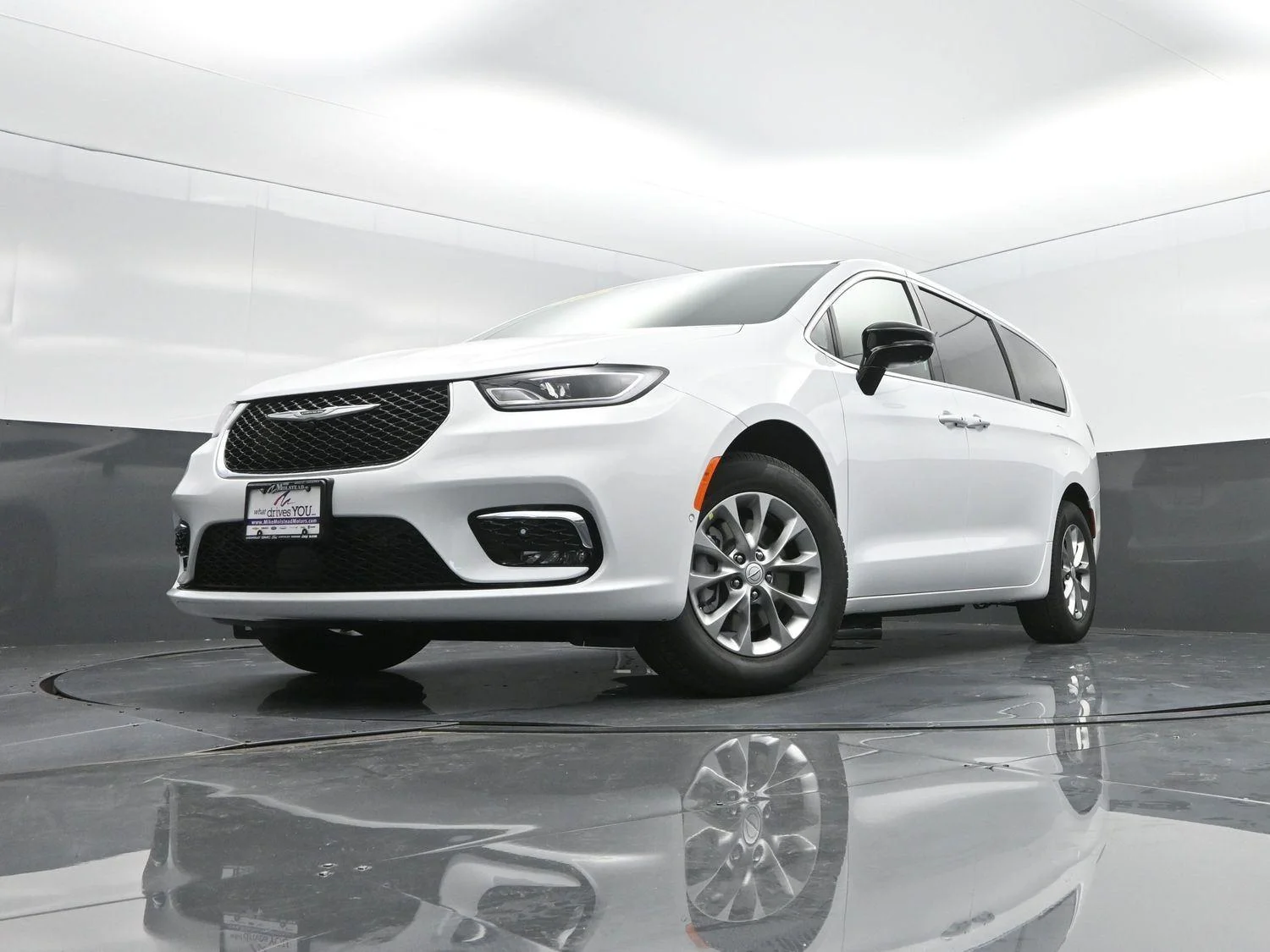 2026 Chrysler Pacifica Select - Photo 46