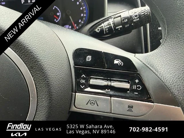 Used 2024 White Hyundai SE image 13