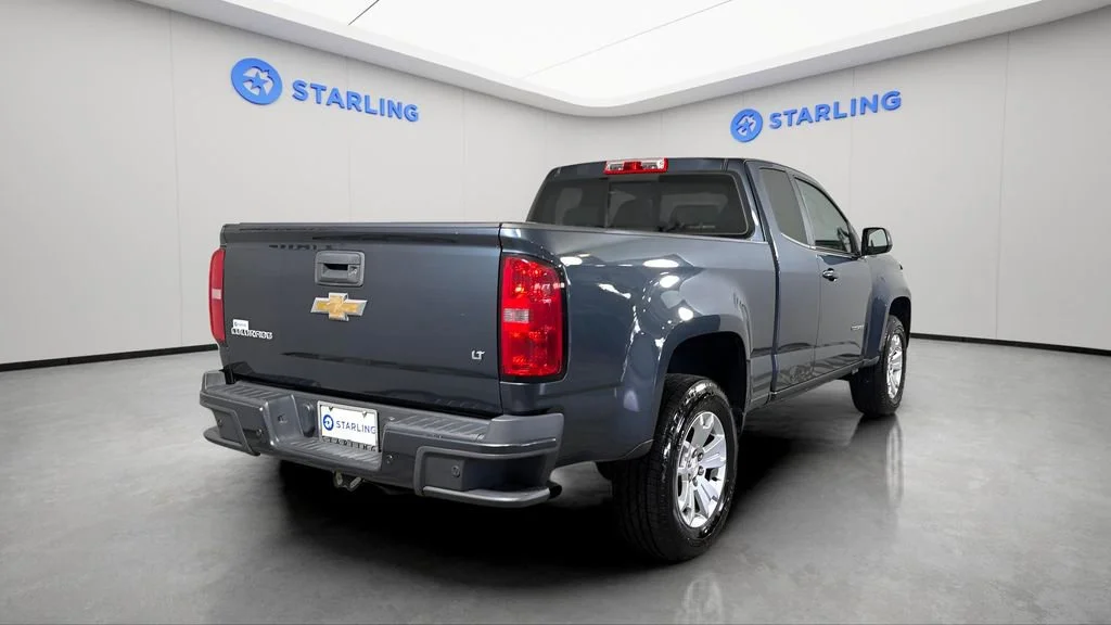 Used 2019 SHADOW GRAY METALLIC Chevrolet 2WD LT image 9