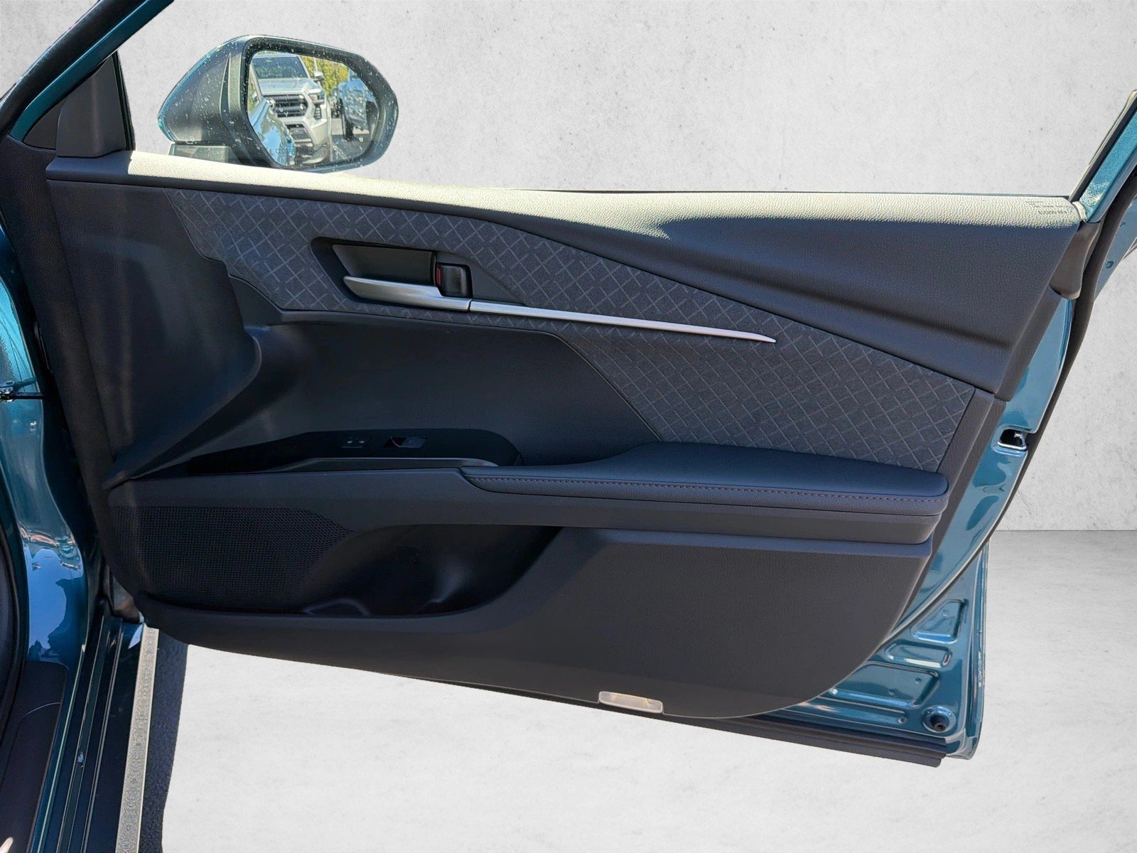 New 2026 Ocean Gem Toyota XLE image 14