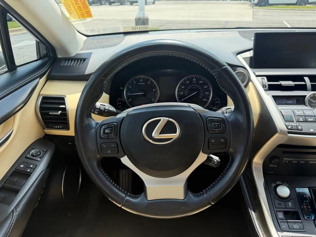 Used 2017 White Lexus 200t image 9