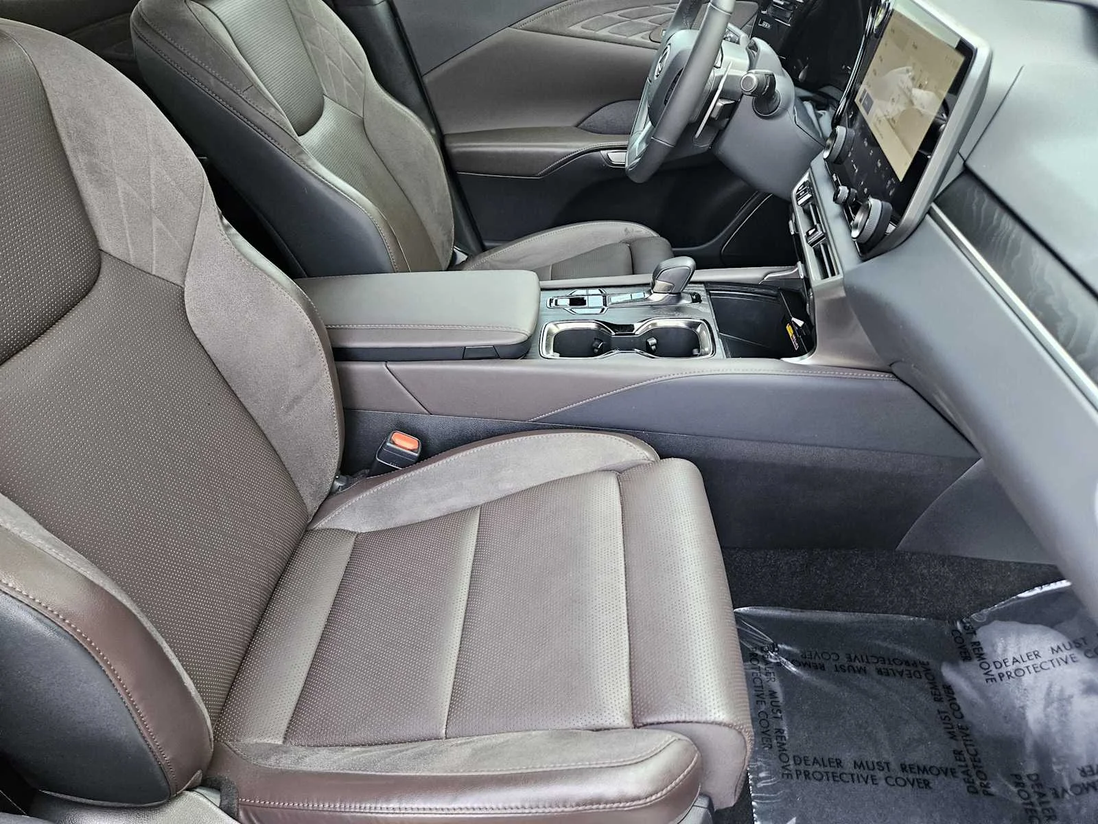 Certified Used 2025 CAVIAR Lexus Luxury image 10