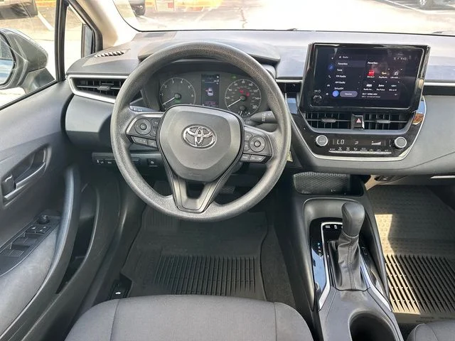 Used 2025  Toyota LE image 12
