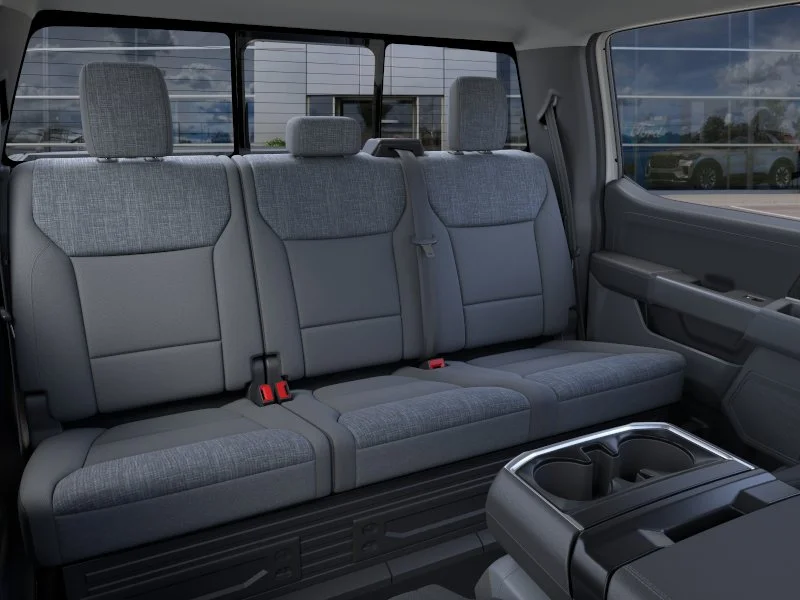 New 2026 Oxford White Ford XLT image 11