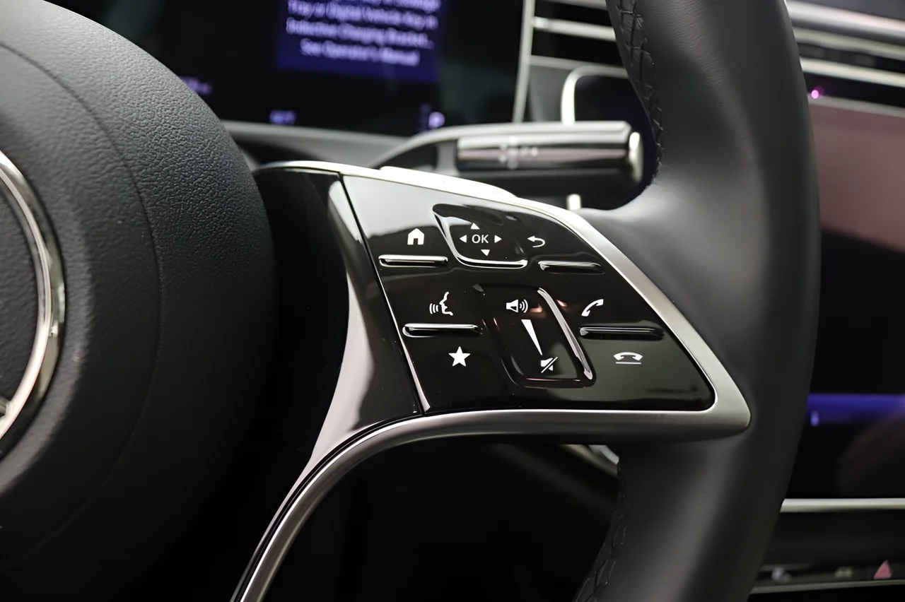 2024 Mercedes-Benz E-Class E350 - Photo 12