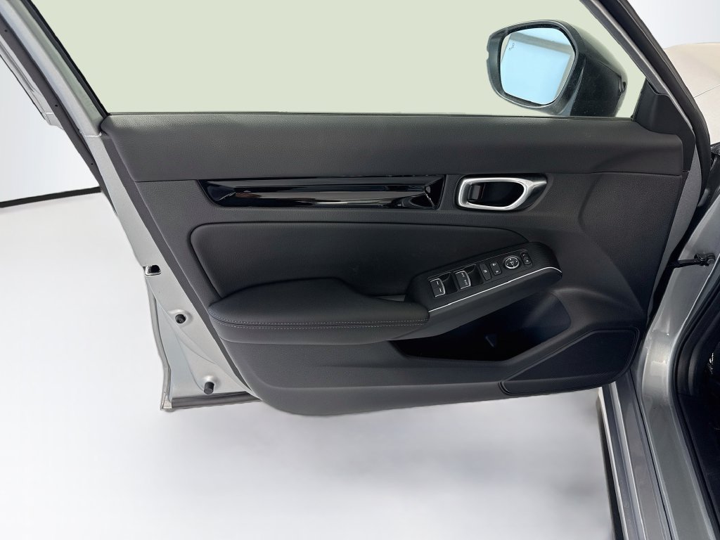 New 2026 Solar Silver Metallic Honda Sport Touring image 25
