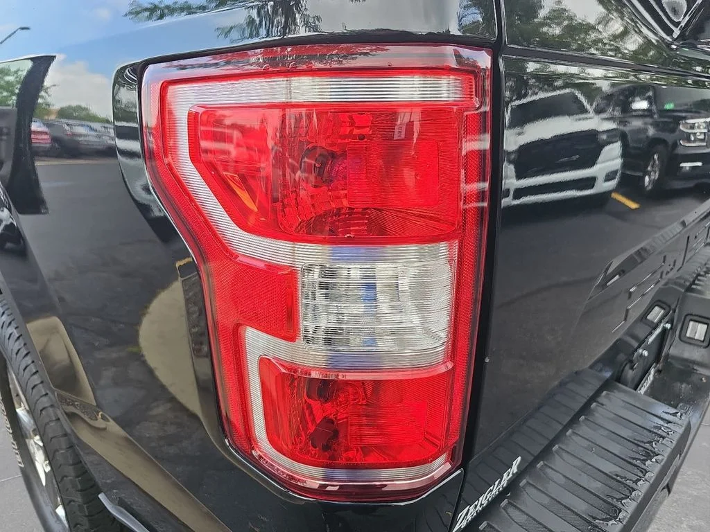 Used 2018 Black Ford XLT image 29
