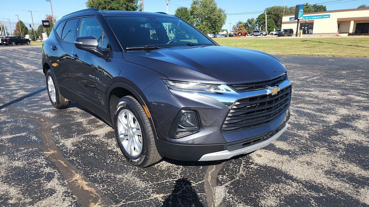 Used 2022 Gray Chevrolet LT image 2