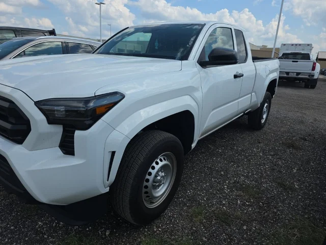 2025 Toyota Tacoma SR