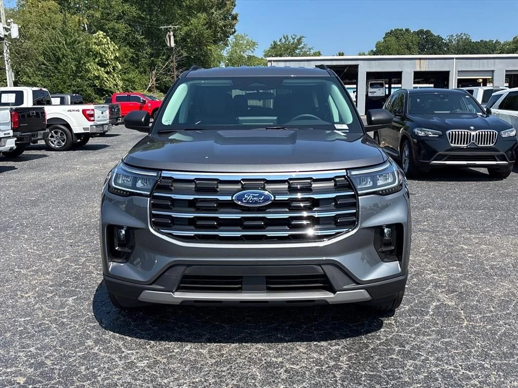 New 2026 Carbonized Gray Metallic Ford Active image 2