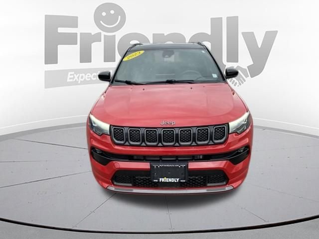 Used 2023 Red Jeep Limited image 2