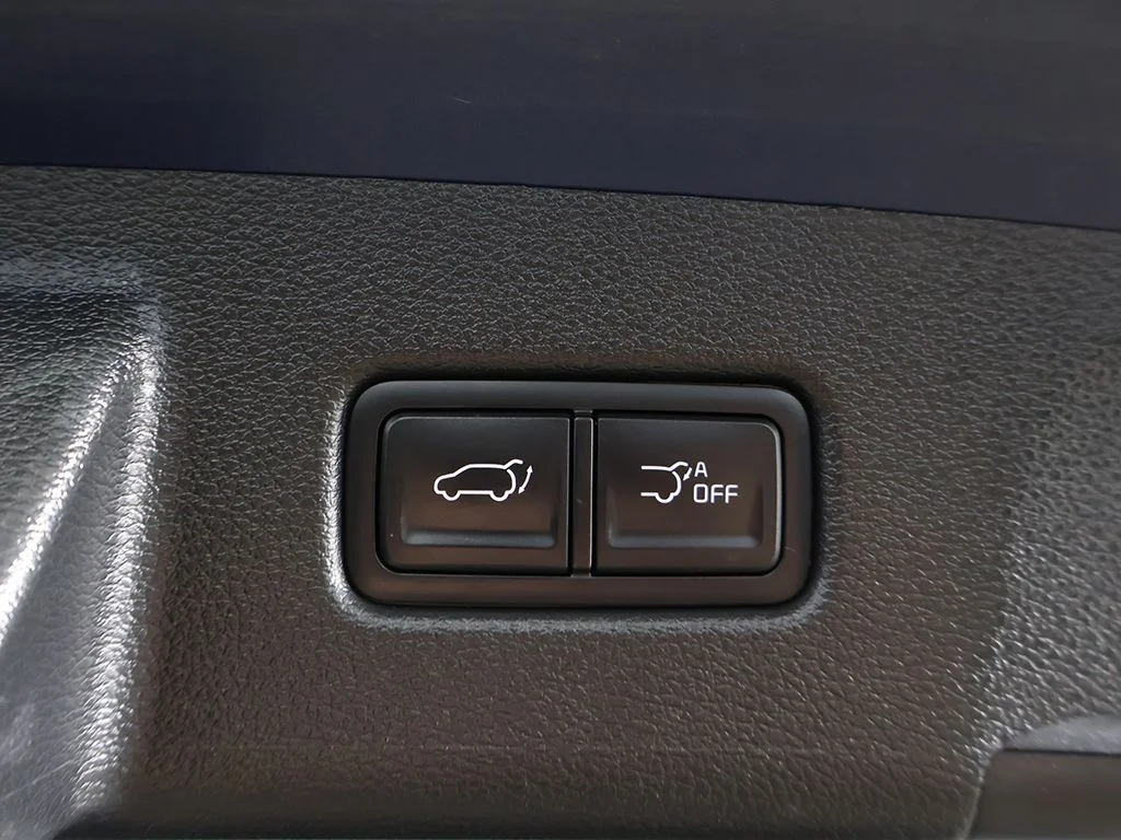 Used 2023 Black Kia SX image 24