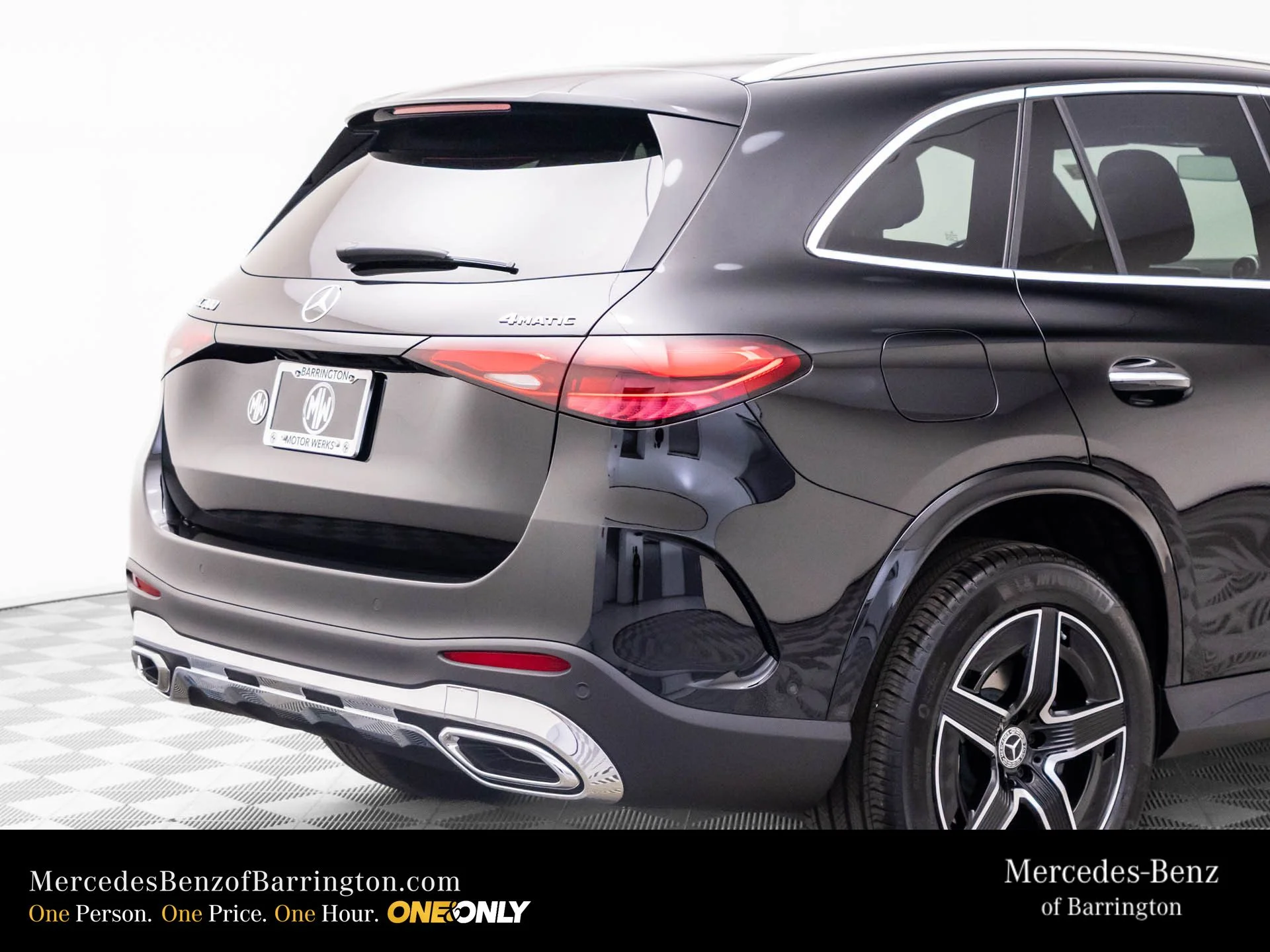 New 2026 Black Mercedes-Benz GLC 300 image 41