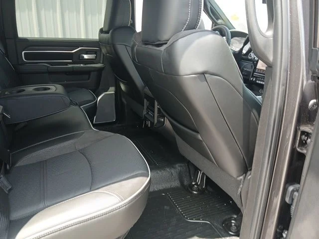 New 2026 Granite Crystal Metallic Clear-Coat Exterior Paint RAM Laramie image 24