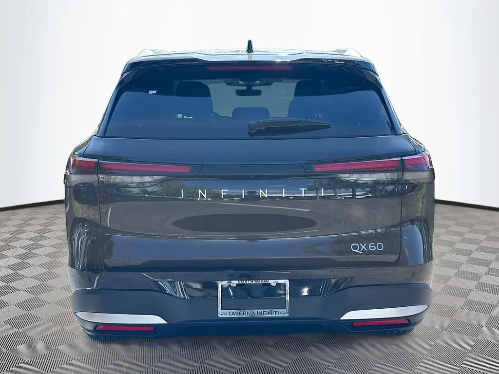 Used 2026 Black INFINITI LUXE image 7