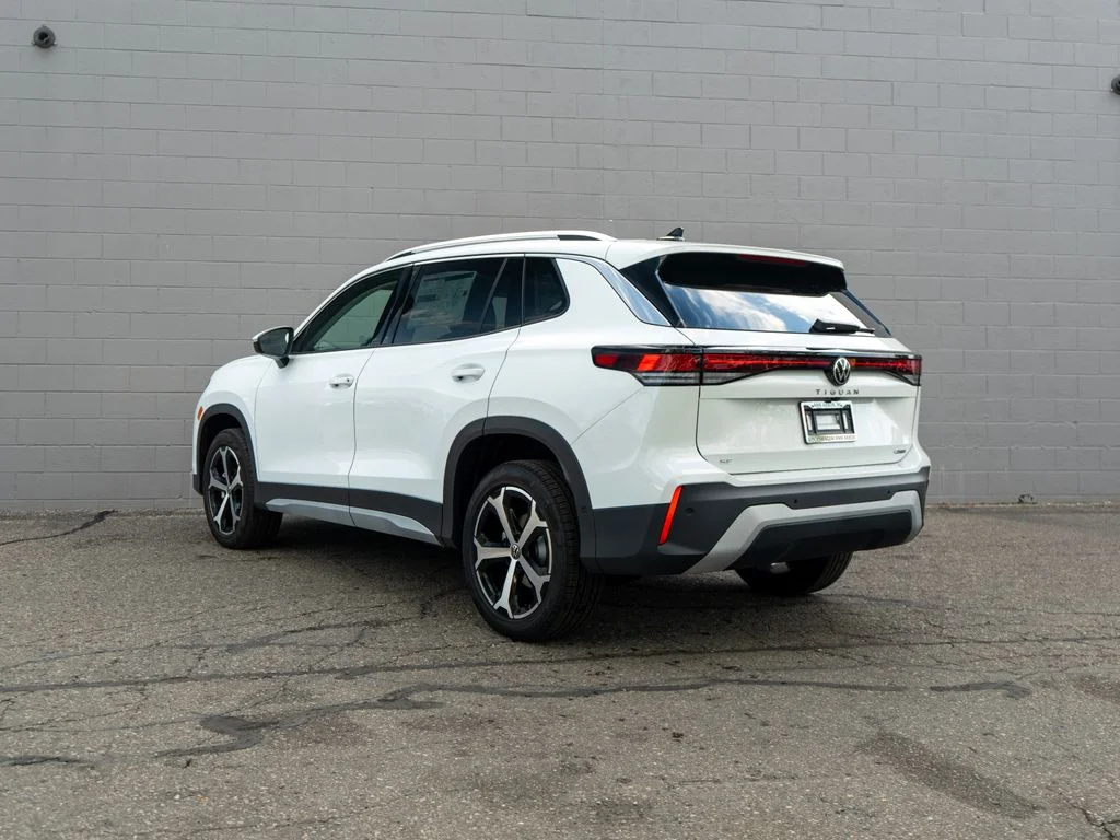 New 2026 Pure White Volkswagen 2.0T SE image 4