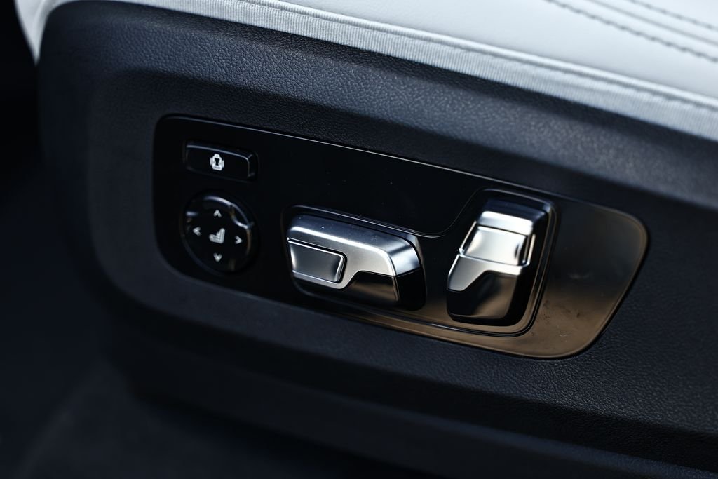 New 2027 Skyscraper Grey Metallic BMW xDrive40i image 24