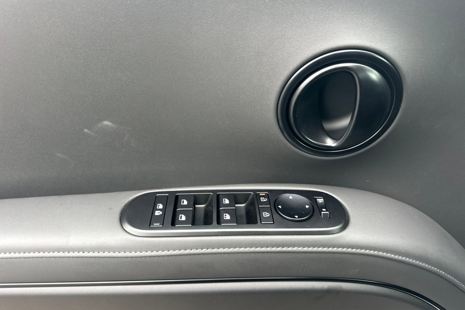 New 2026 Creamy White Pearl Hyundai XRT Pro image 41