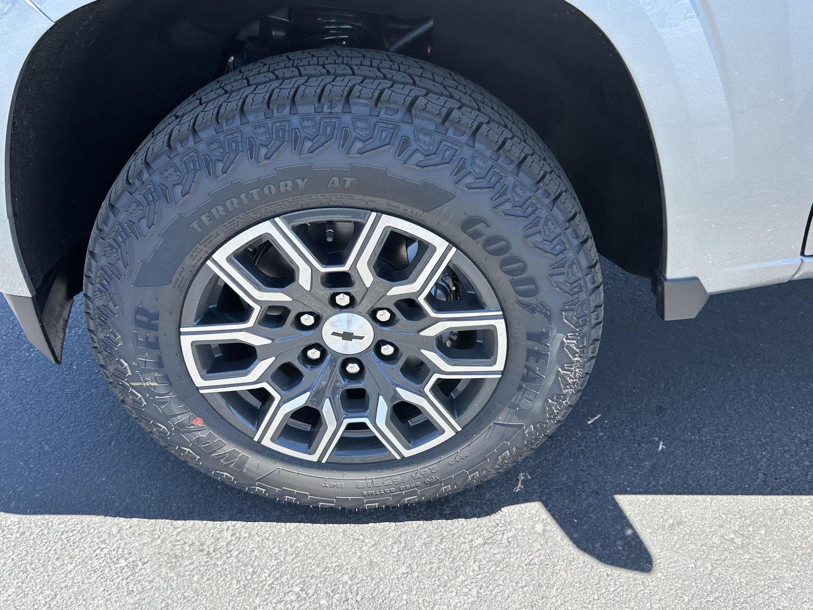 2026 Chevrolet Colorado Z71 - Photo 17