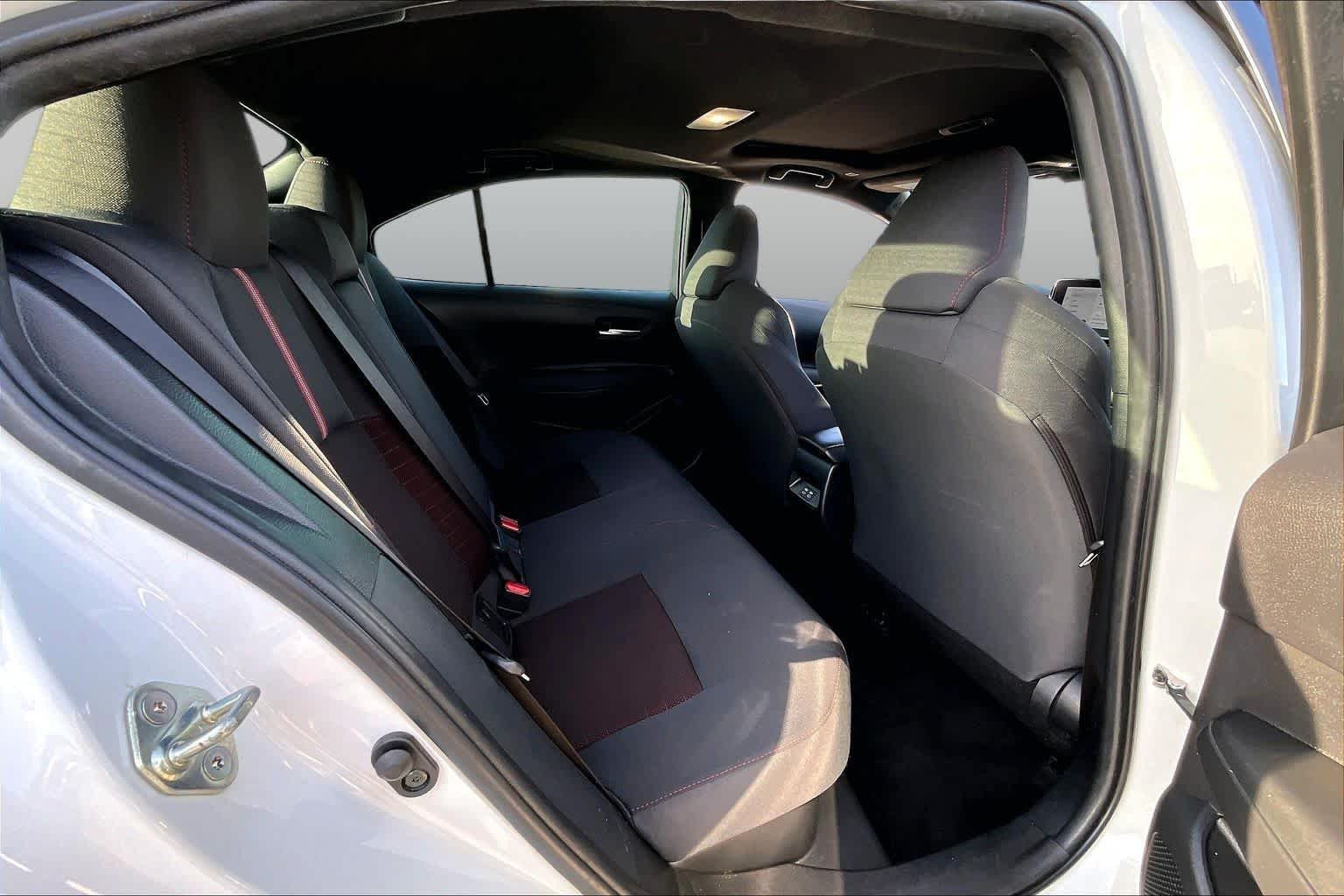 Used 2023 Ice Cap Toyota Hybrid SE image 19