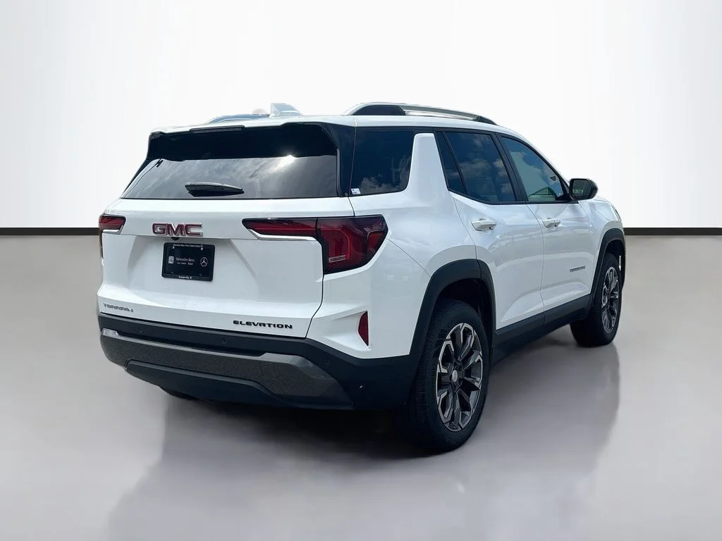 Used 2026 White GMC Elevation image 3
