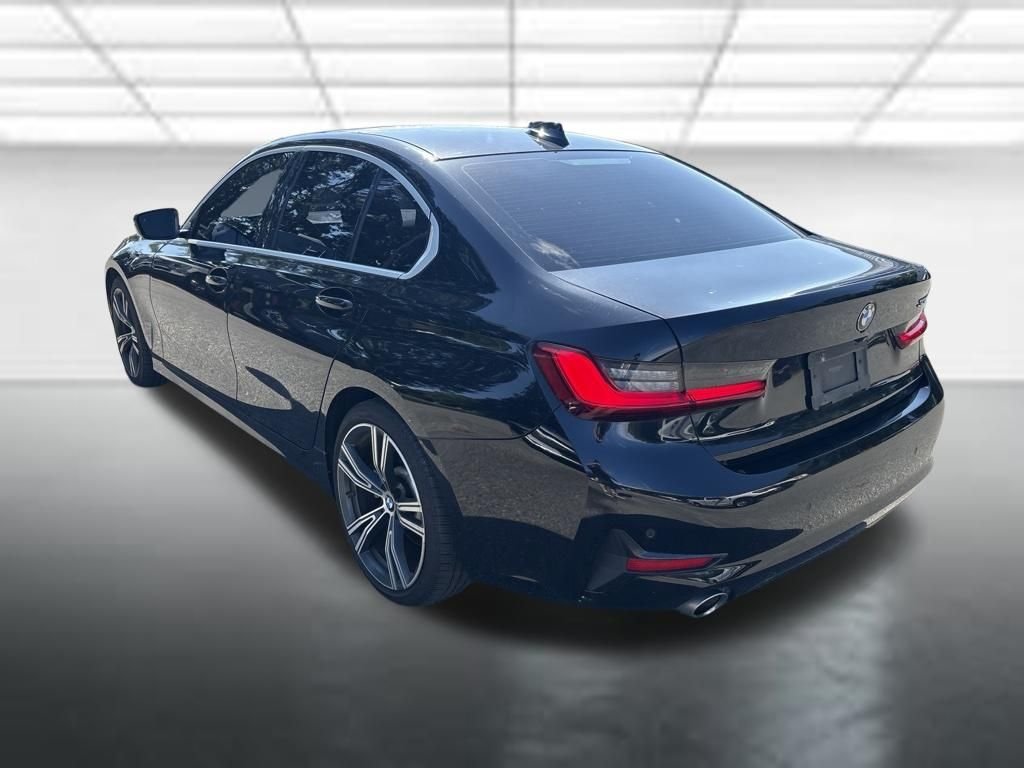 Used 2020 Black BMW 330i image 3