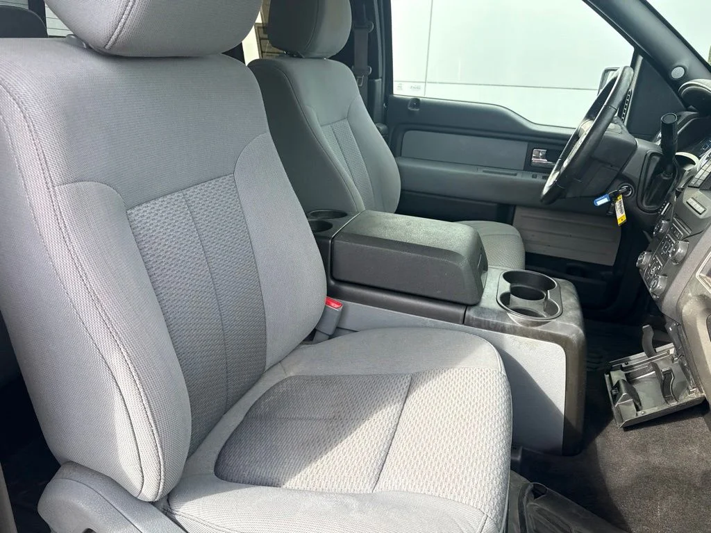 Used 2014 Blue Jeans Metallic Ford XLT image 23