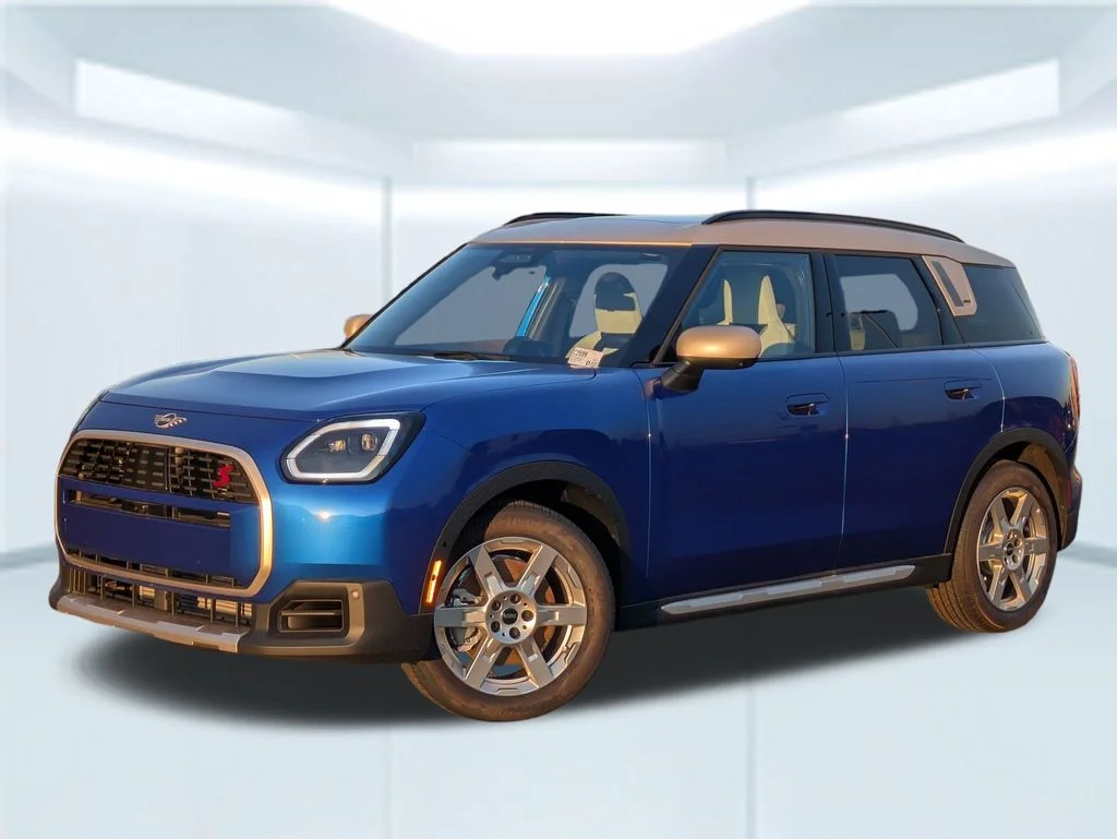 2025 MINI Countryman S ALL4's photo