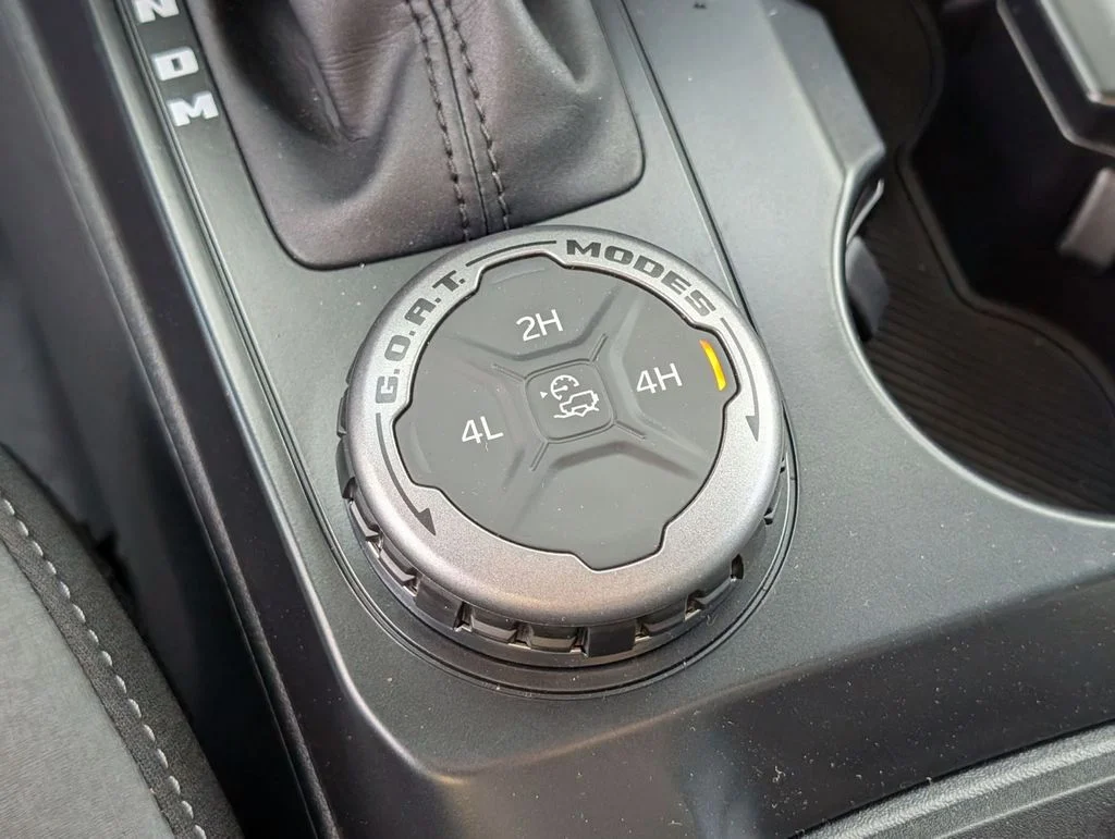 New 2025 Azure Gray Metallic Tri-Coat Ford Big Bend® image 32