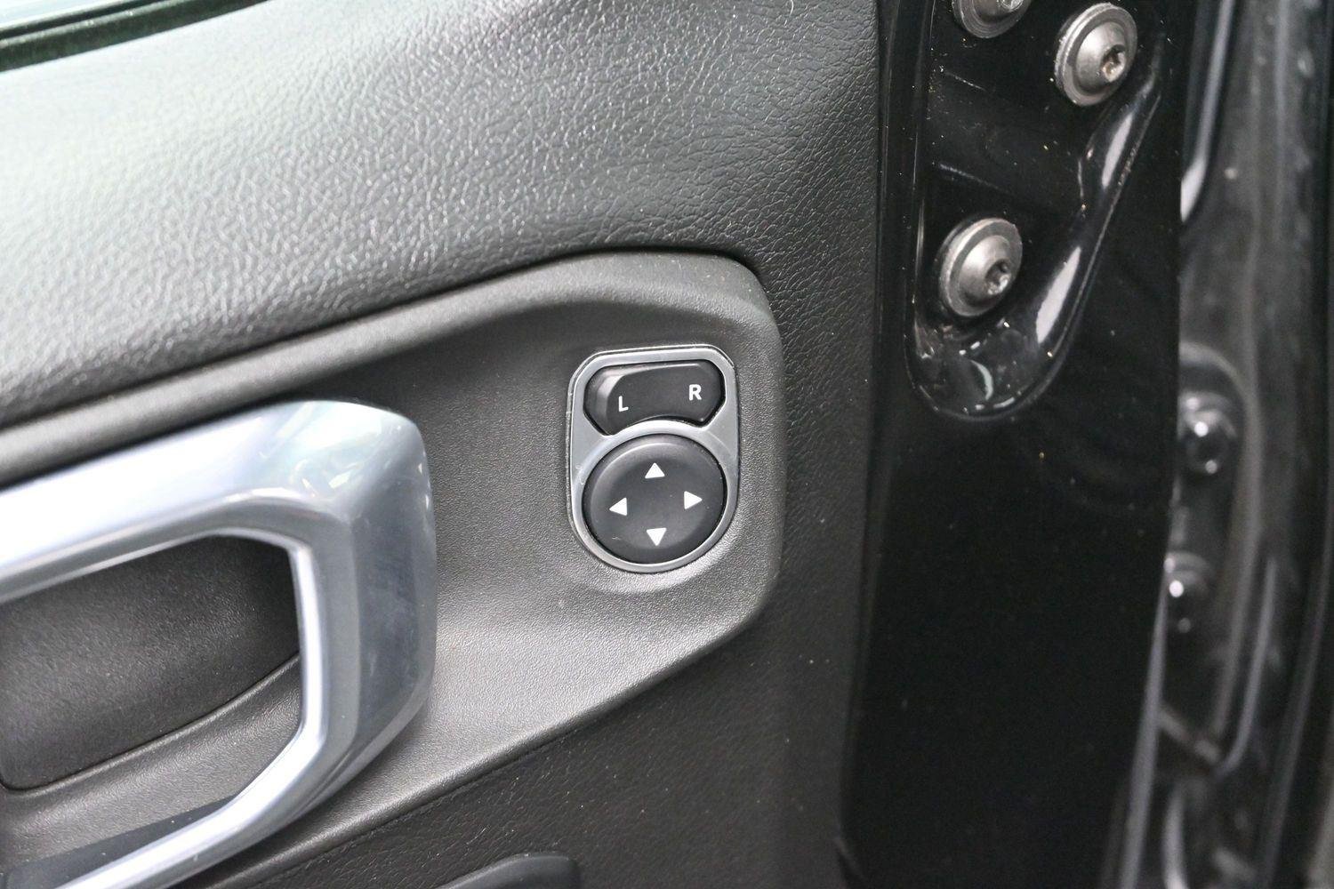 Used 2022 Black Clearcoat Jeep Unlimited Sport S image 10
