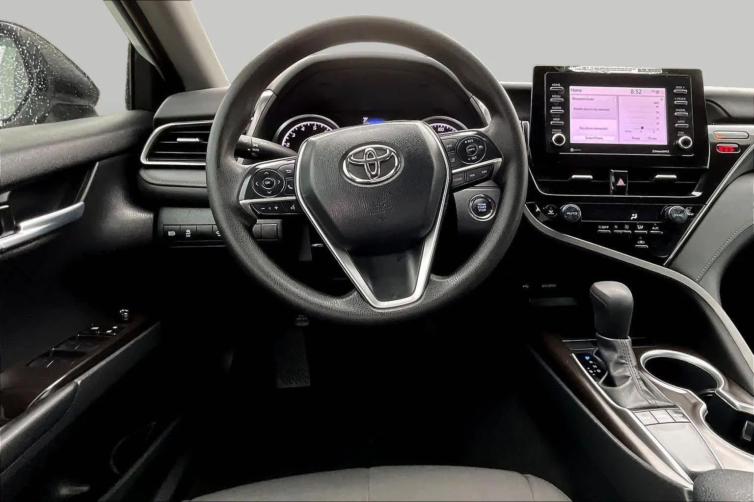 Used 2024 Ice Cap Toyota LE image 6
