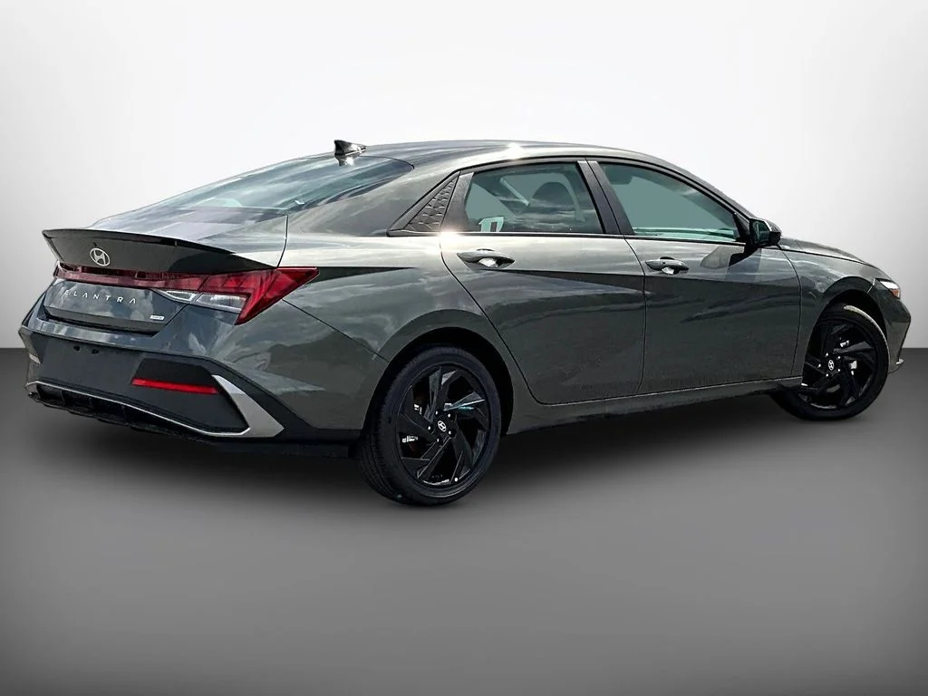 New 2026 Gray Hyundai SEL Sport image 15