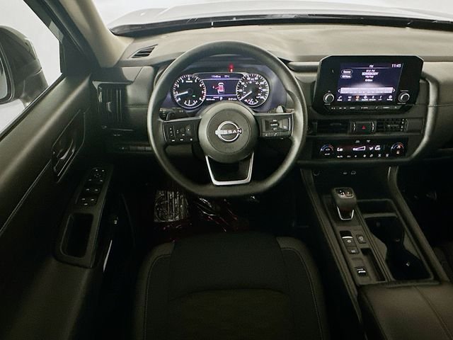 Used 2025 Gray Nissan S image 21