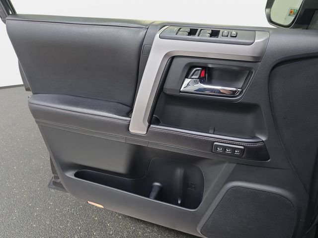 Used 2016 Black Toyota Limited image 27