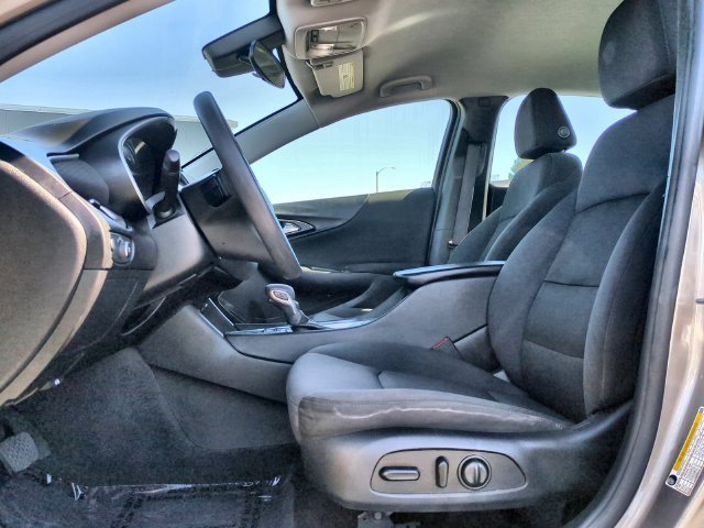 Used 2023 MINERAL GRAY METALLIC Chevrolet LT image 21