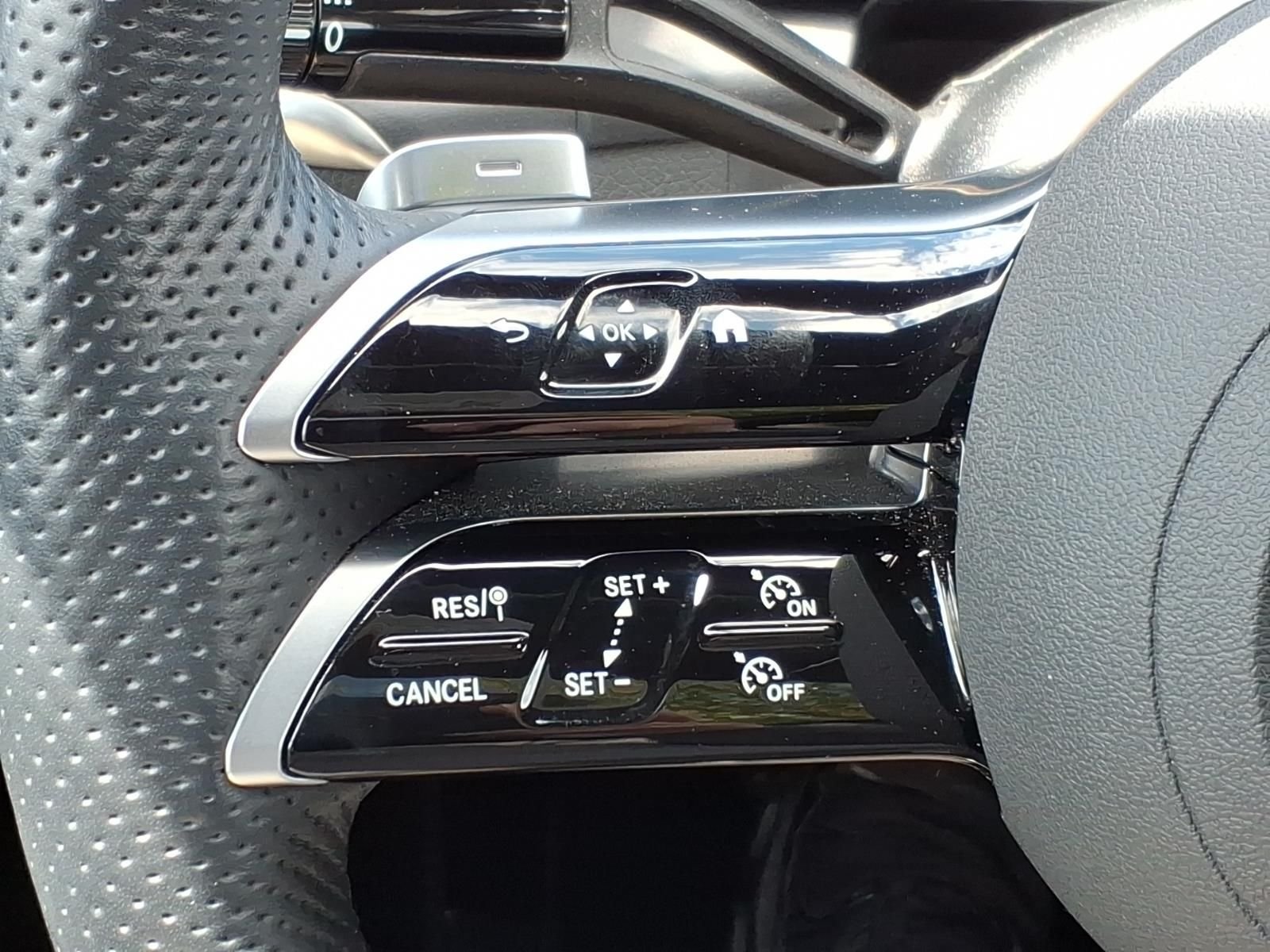 Certified Used 2025  Mercedes-Benz GLC 300 Coupe image 22