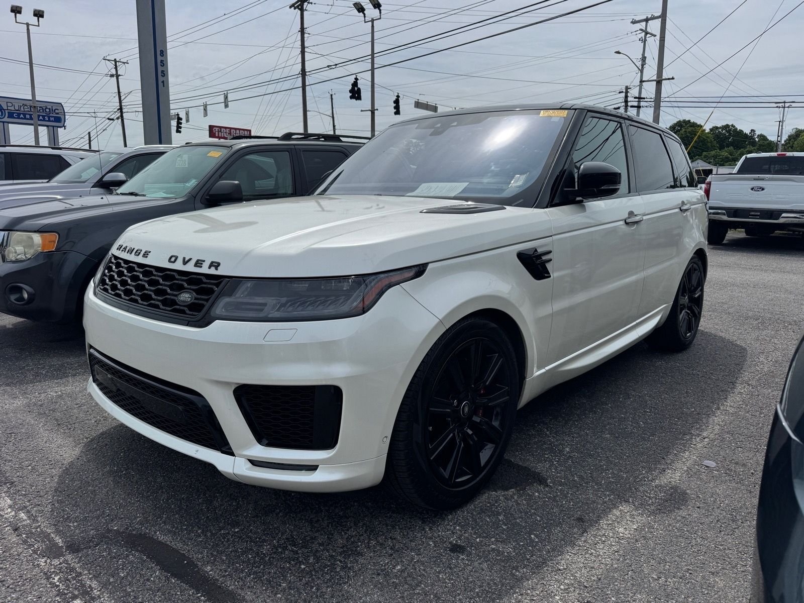 Used 2020  Land Rover HST image 1