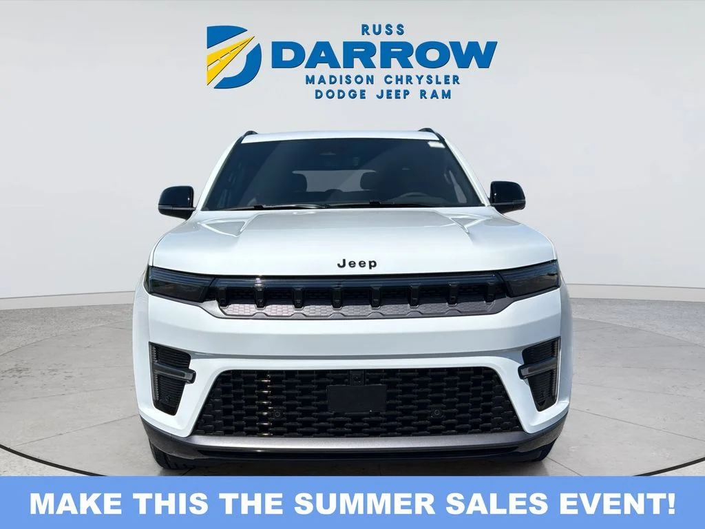 New 2026 Bright White Clear-Coat Exterior Paint Jeep Limited Altitude image 8