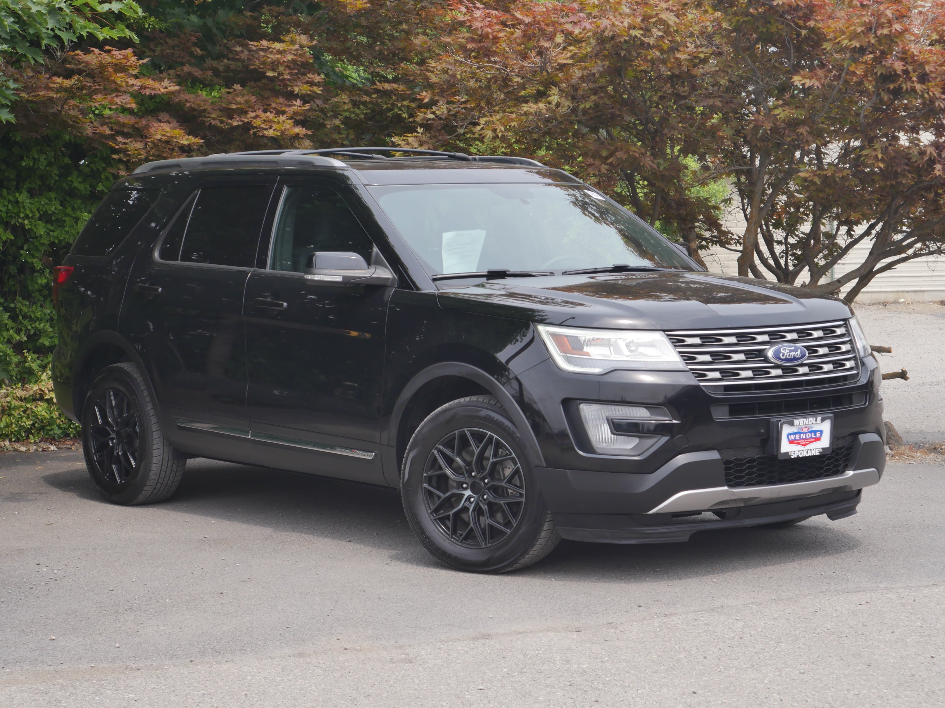 Certified Used 2017 Shadow Black Ford XLT image 29