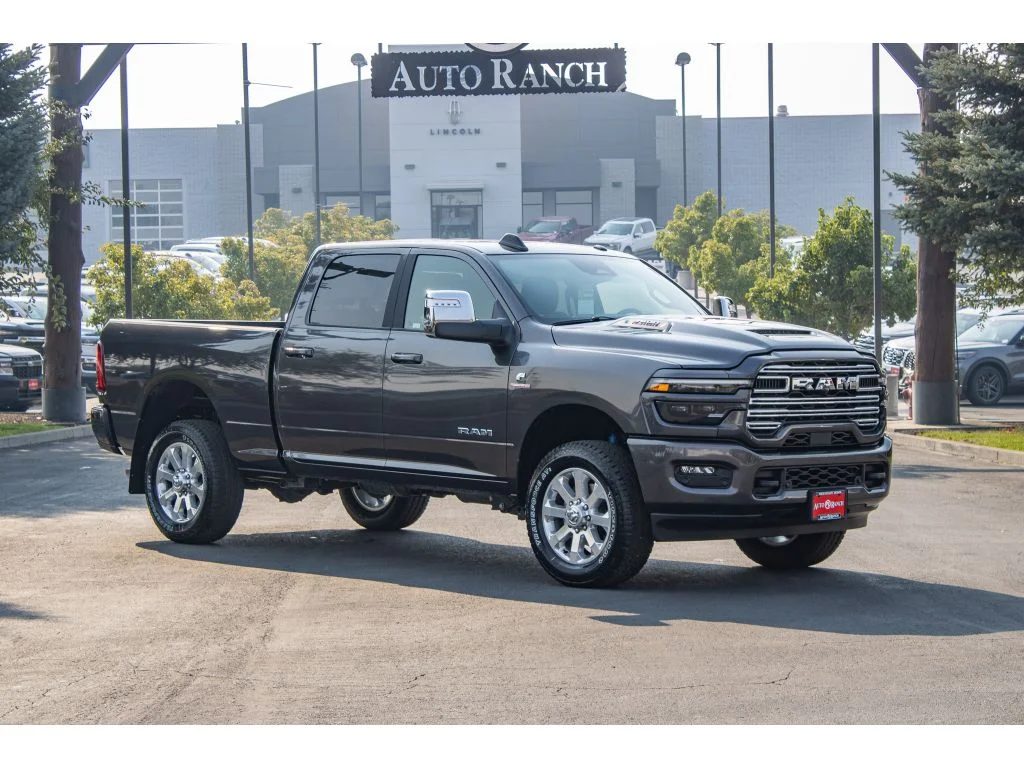 New 2026 Granite Crystal Metallic Clearcoat Ram Laramie image 2