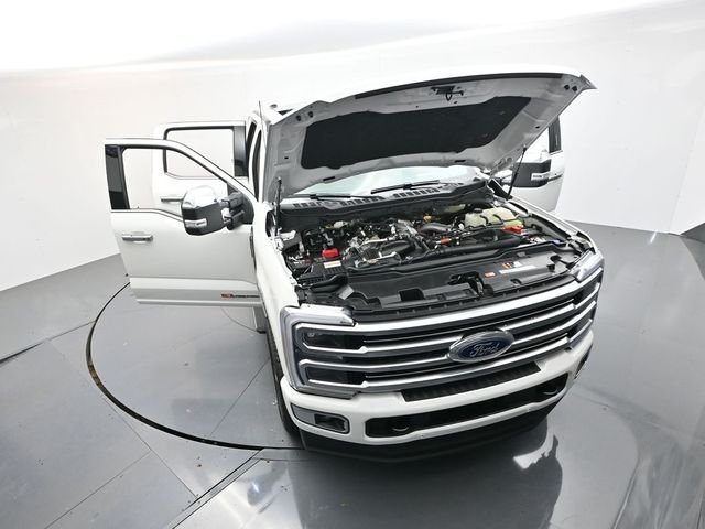 New 2026 Star White Metallic Tri-Coat Ford F-250® Platinum® image 54