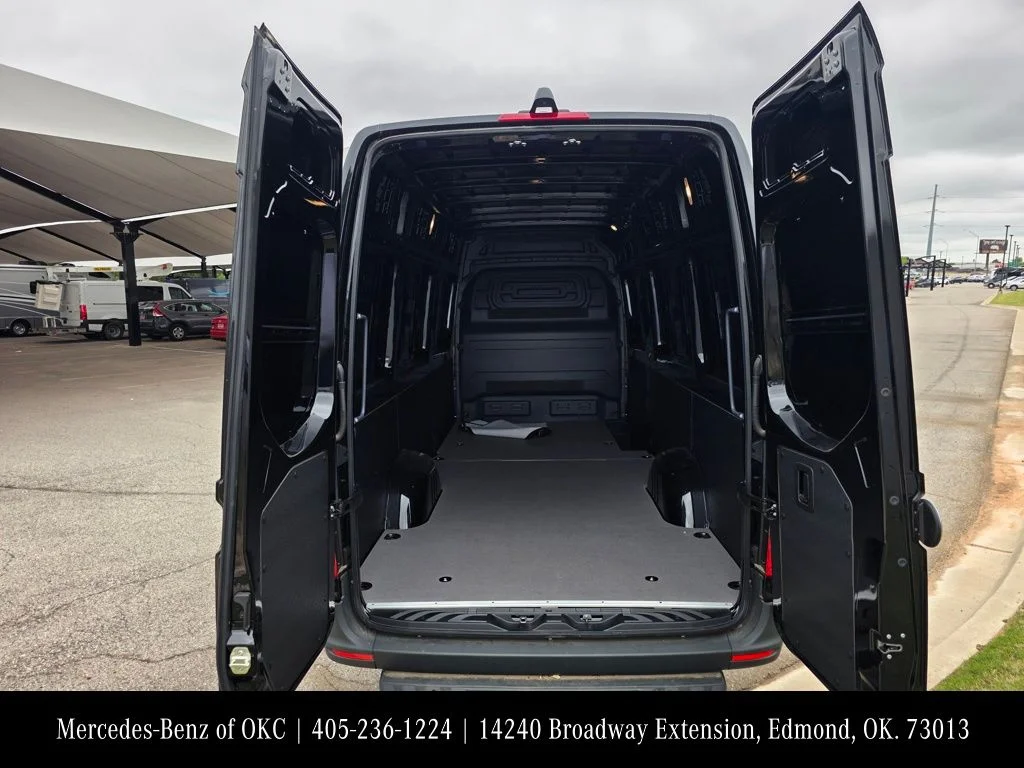 Used 2024 Black Mercedes-Benz Cargo 170 WB image 5
